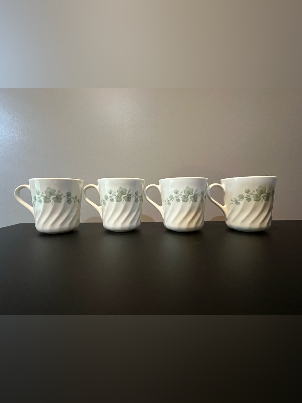 Set of 4 Vintage Corning Ware Corelle Callaway Ivy Pattern Swirl Mugs